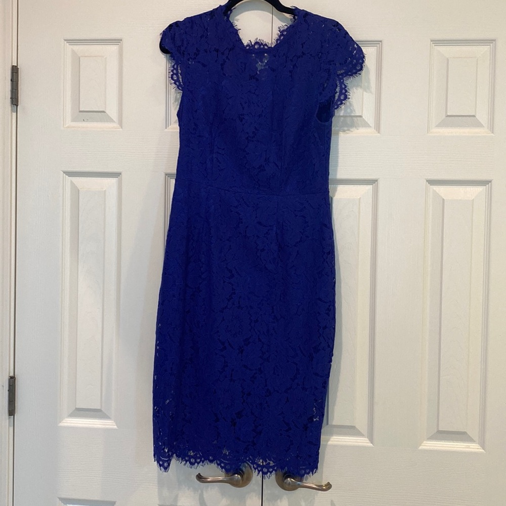 Ladies lace dress